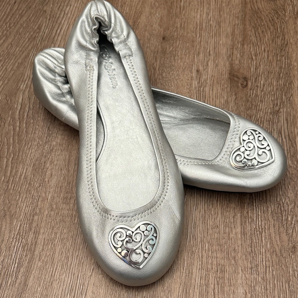 NWT Brighton Metallic Silver Leather “Heart” Ballet Flats